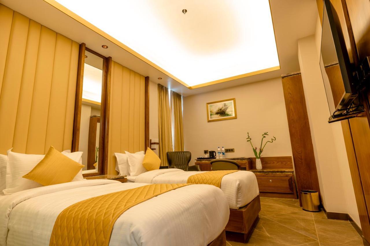 Marine Inn Hotel Kochi Exterior foto